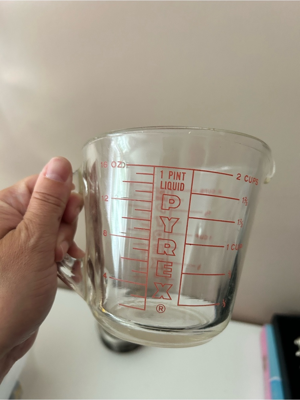Pyrex 1 Pint Glass Measuring Cup - Clear with Red Markings